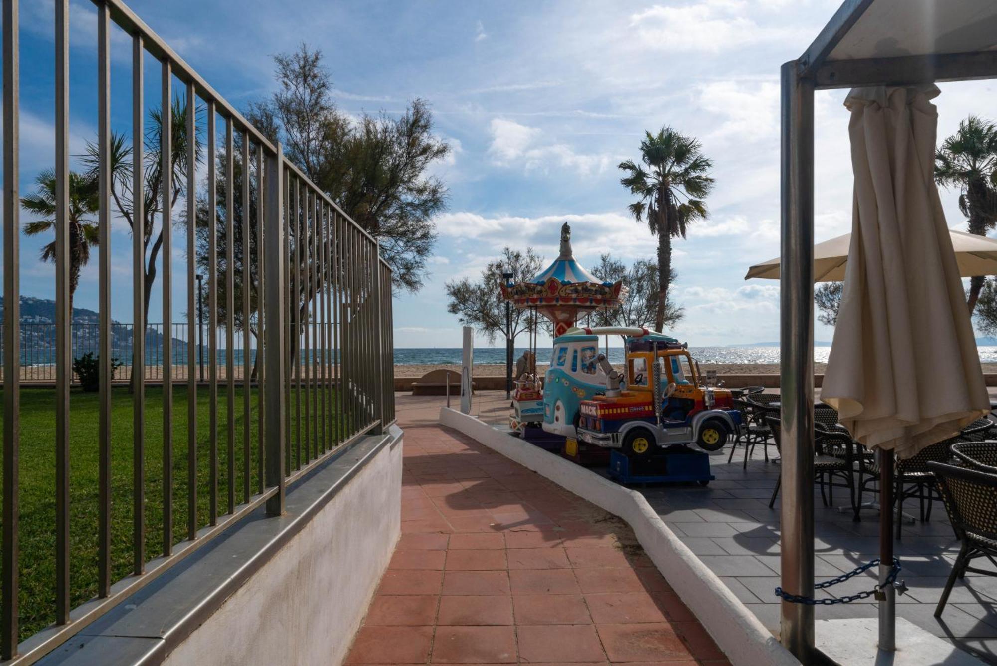 Welhomy Magnifique Appartement Santa Margarida Roses Estany Luaran gambar